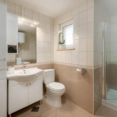 Roko- The Spacious Luxury * Трогир