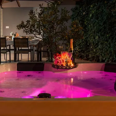 Roko- The Spacious Luxury Вилла