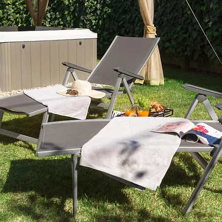 Roko- The Spacious Luxury Вилла *