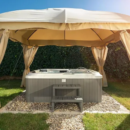 Villa Roko- The Spacious Luxury *