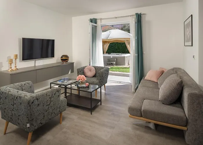 Vila Roko- The Spacious Luxury Trogir